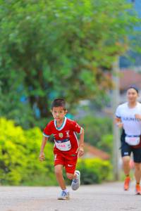 BIB: 881
                            <button type="button" onclick="openModal(18880226)" class="btn btn-primary btn-sm float-right btn-popup" data-toggle="modal" data-target=".modal-high-quality">
                        <i class="fas fa-shopping-cart"></i> Add to Cart
                    </button>
                                            <button type="button" onclick="isThisMe(18880226, true)" class="btn btn-success btn-sm float-right btn-popup btn-isme hidden" data-toggle="tooltip" data-placement="bottom" title="นี่คือรูปของคุณใช่ไหม คลิกที่นี่เพื่อเอาเข้าอัลบั้ม">
                        <i class="fas fa-plus"></i> Add to album
                    </button>
                    <button type="button" onclick="isThisMe(18880226, false)" class="btn btn-warning btn-sm float-right btn-popup btn-isnotme hidden">
                        <i class="fas fa-ban"></i> Remove from album
                    </button>